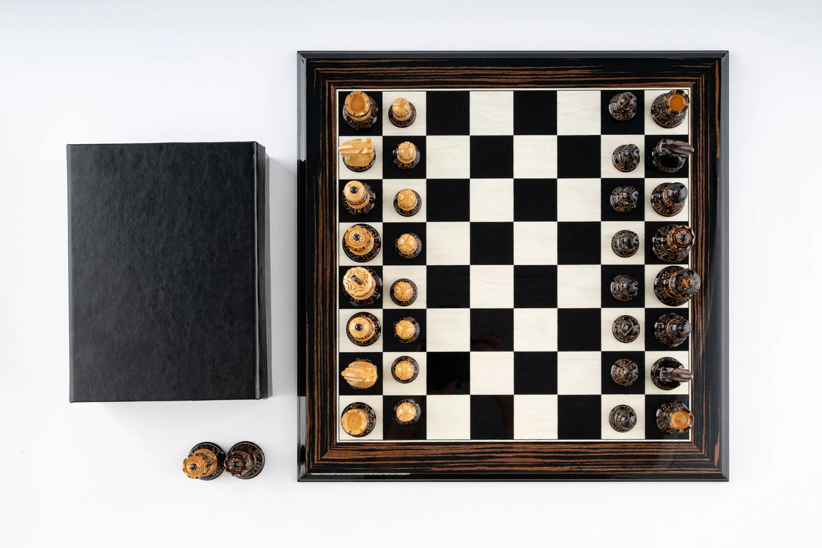Jeu d'Échecs l'Éternel en Bois d'Ébène — Détail 7
