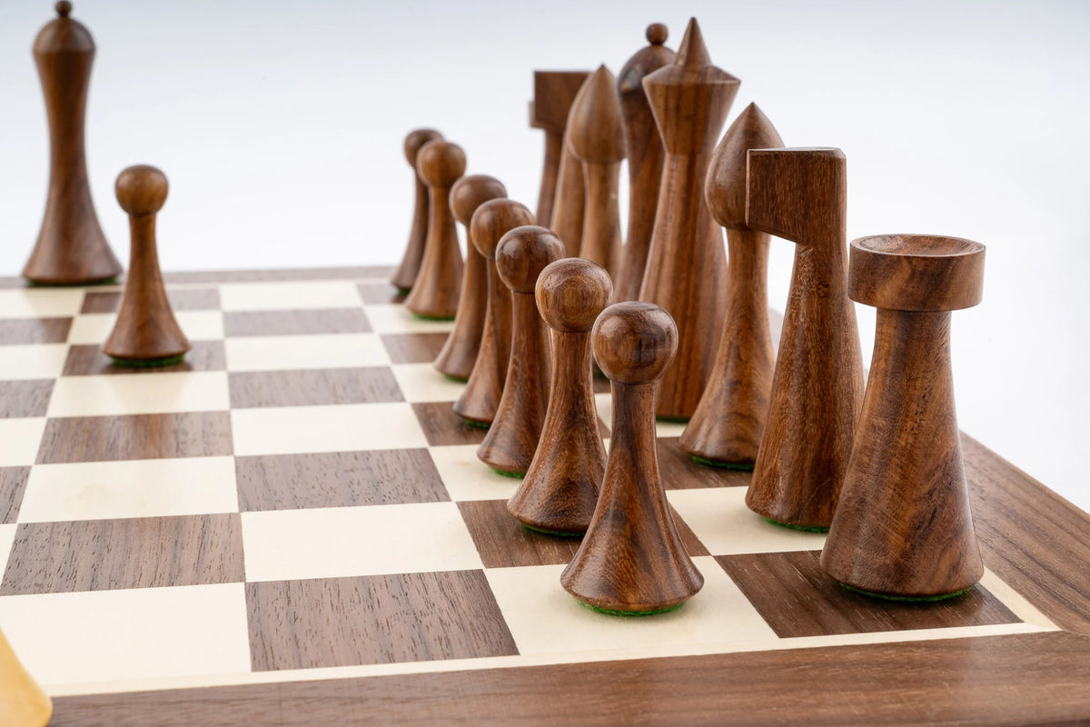 Jeu d'Échecs Odyssée en Bois de Noyer — détail 5