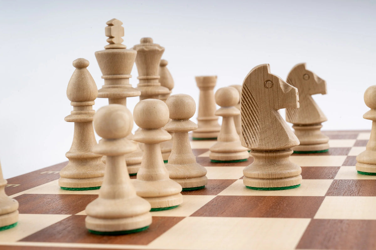 Jeu d'Échecs Victoire en Bois d'Acajou — détail 5