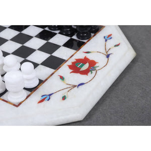 Pièces d'échecs en marbre