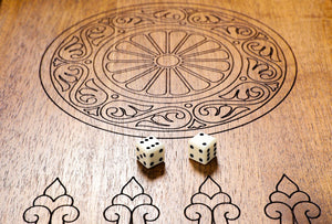 Plateau de Backgammon Artisanal <br>Arbre Grenadier