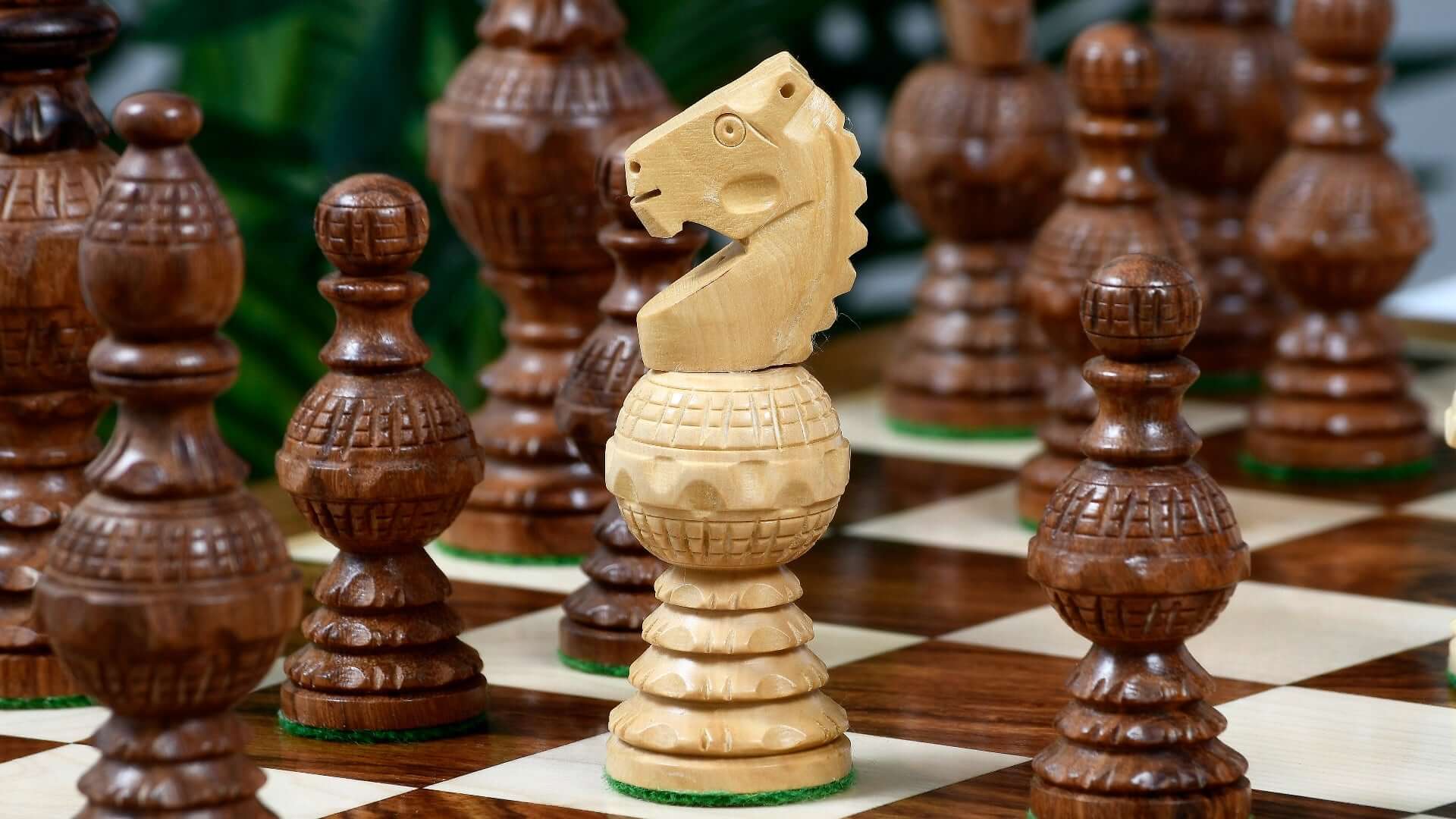 Beau Jeu d'Échecs en Bois  Les Échiquiers du Roi ™