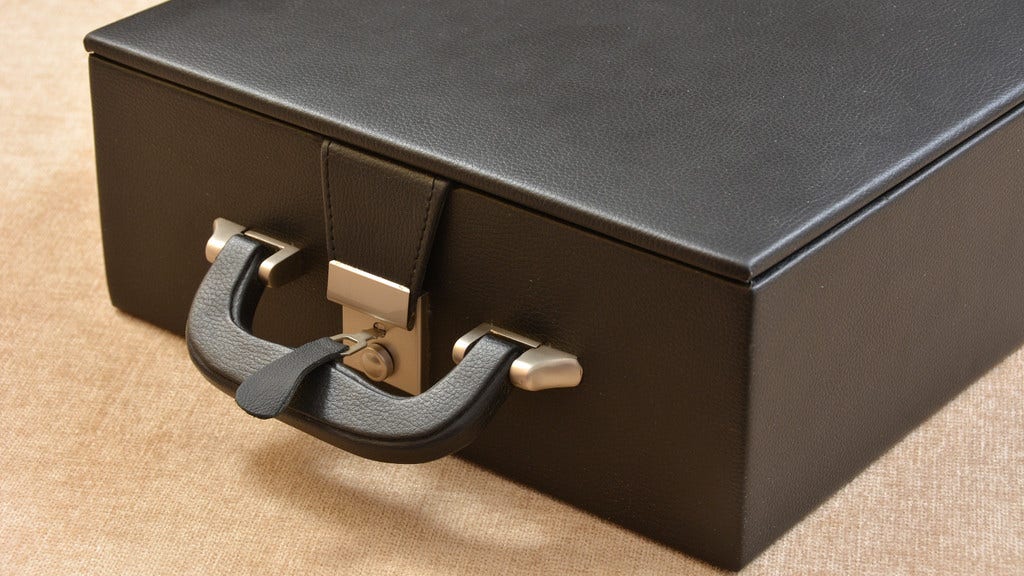 Coffret Pièces d'échecs <br>Velours Beige à Double étages