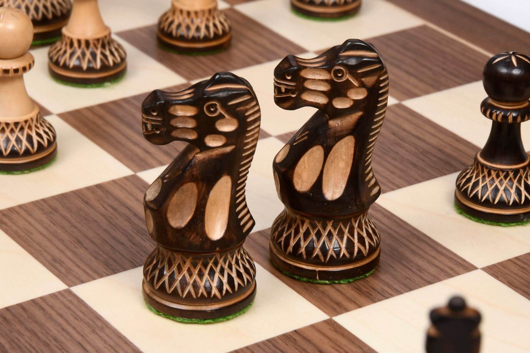 Échiquier en Bois Artisanal - Echiquier Boutique