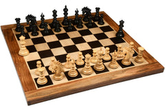 Échiquier avec <br>Figurines d'Échecs