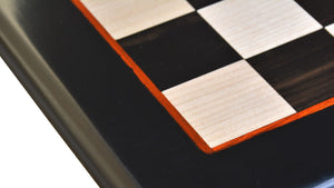 Échiquier Noir et Blanc Pions