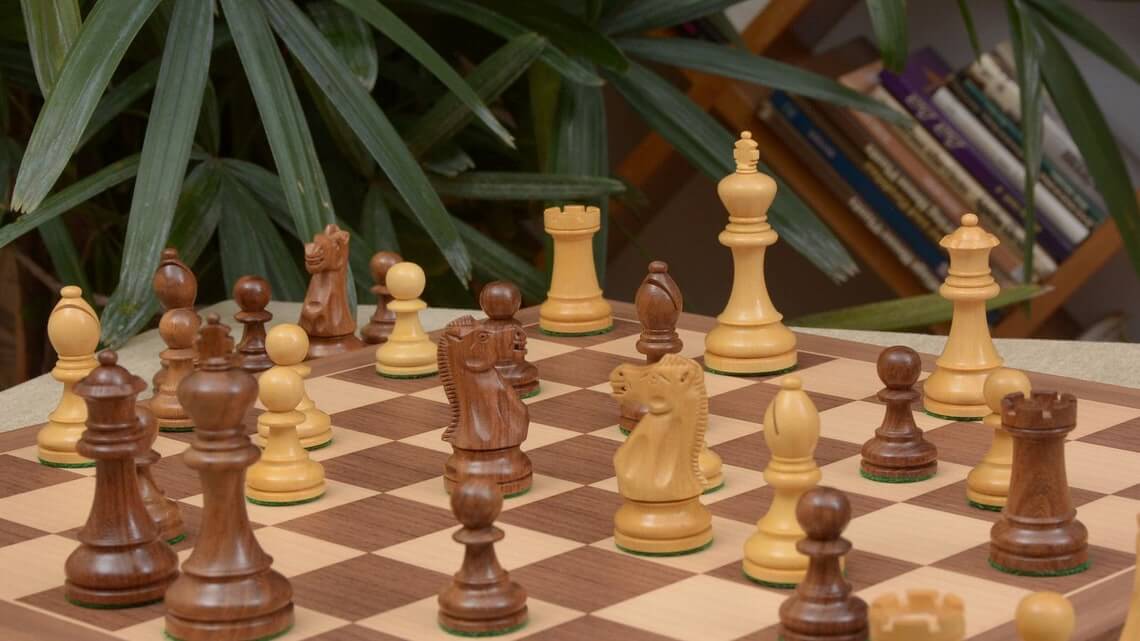 Jeu d'Échecs de Compétition <br>Taille 5