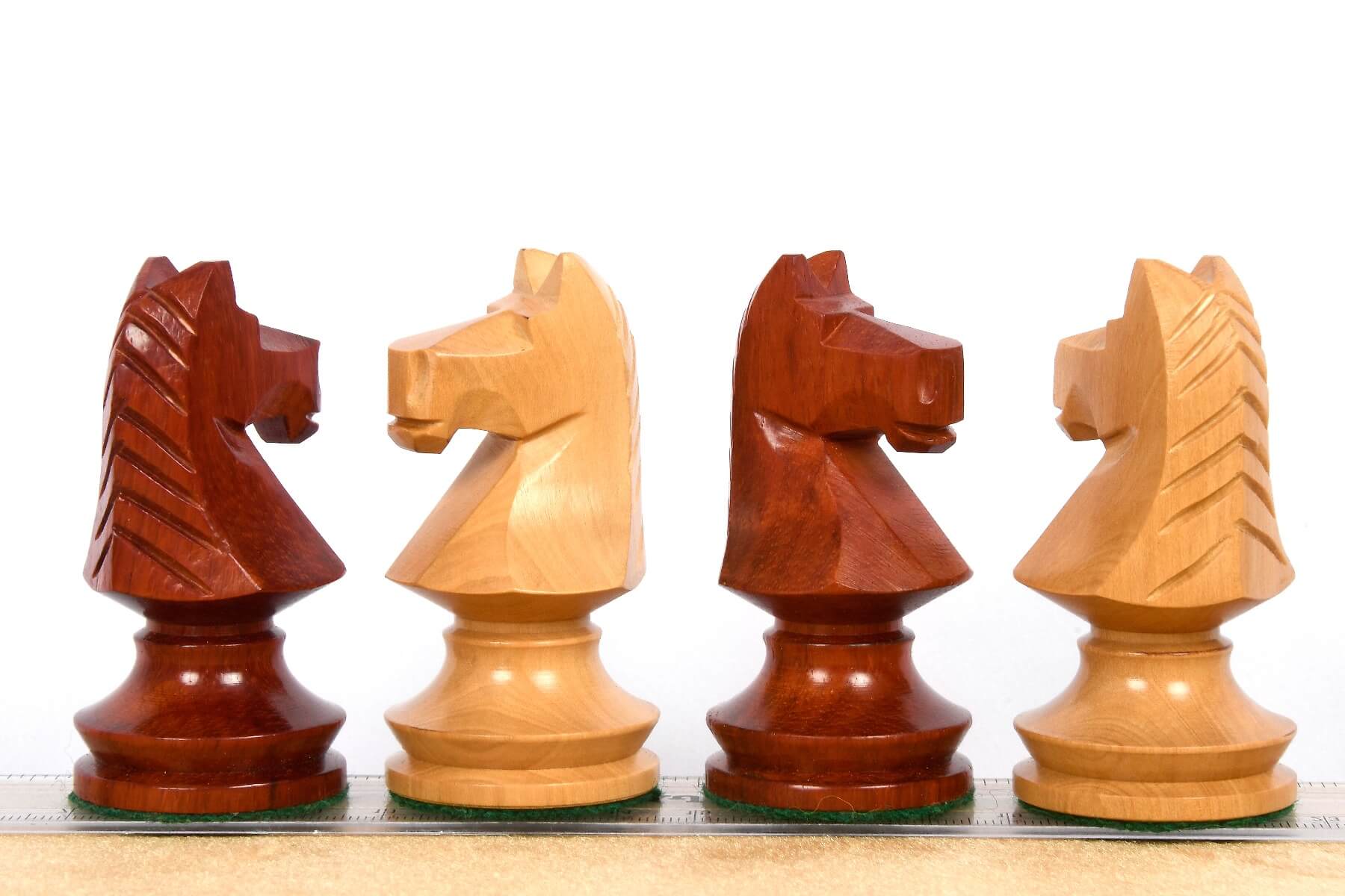 Jeu d'Echecs Artisanal Cavalier