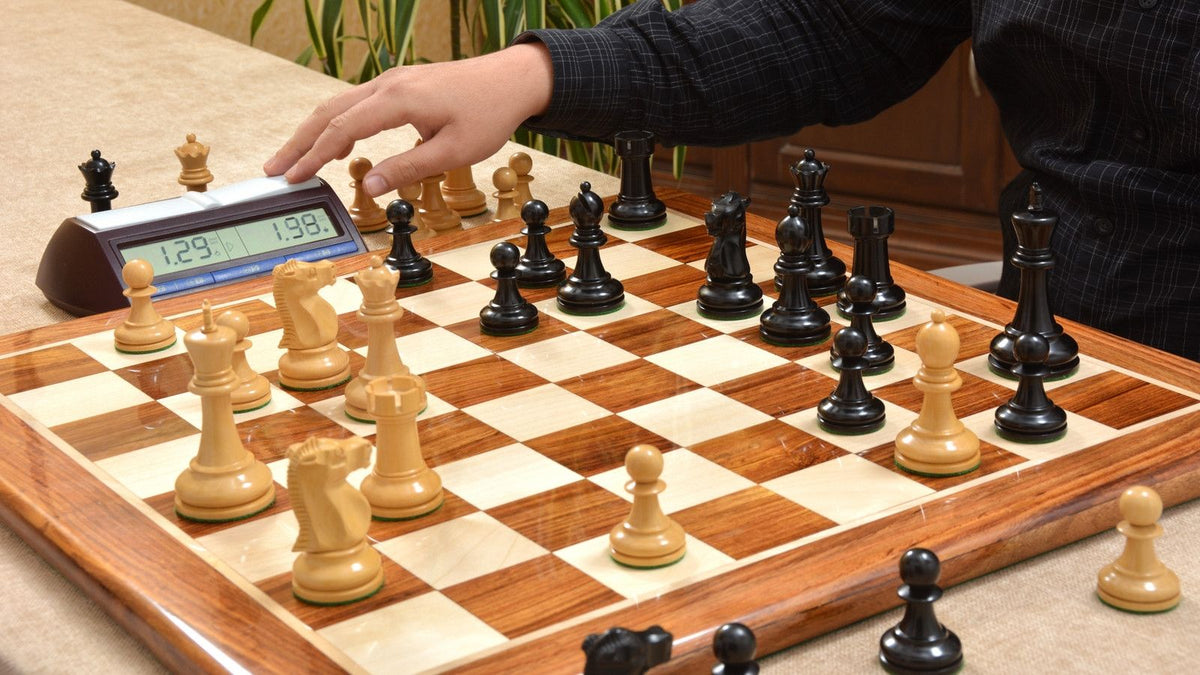 Jeu d'Echecs avec Pièces de Luxe