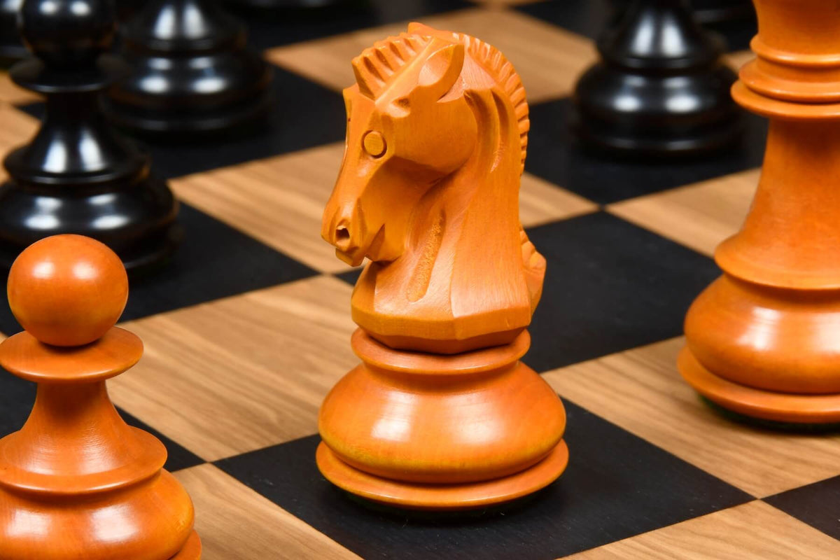 Jeu d'Échecs en Bois d'Olivier Cavalier