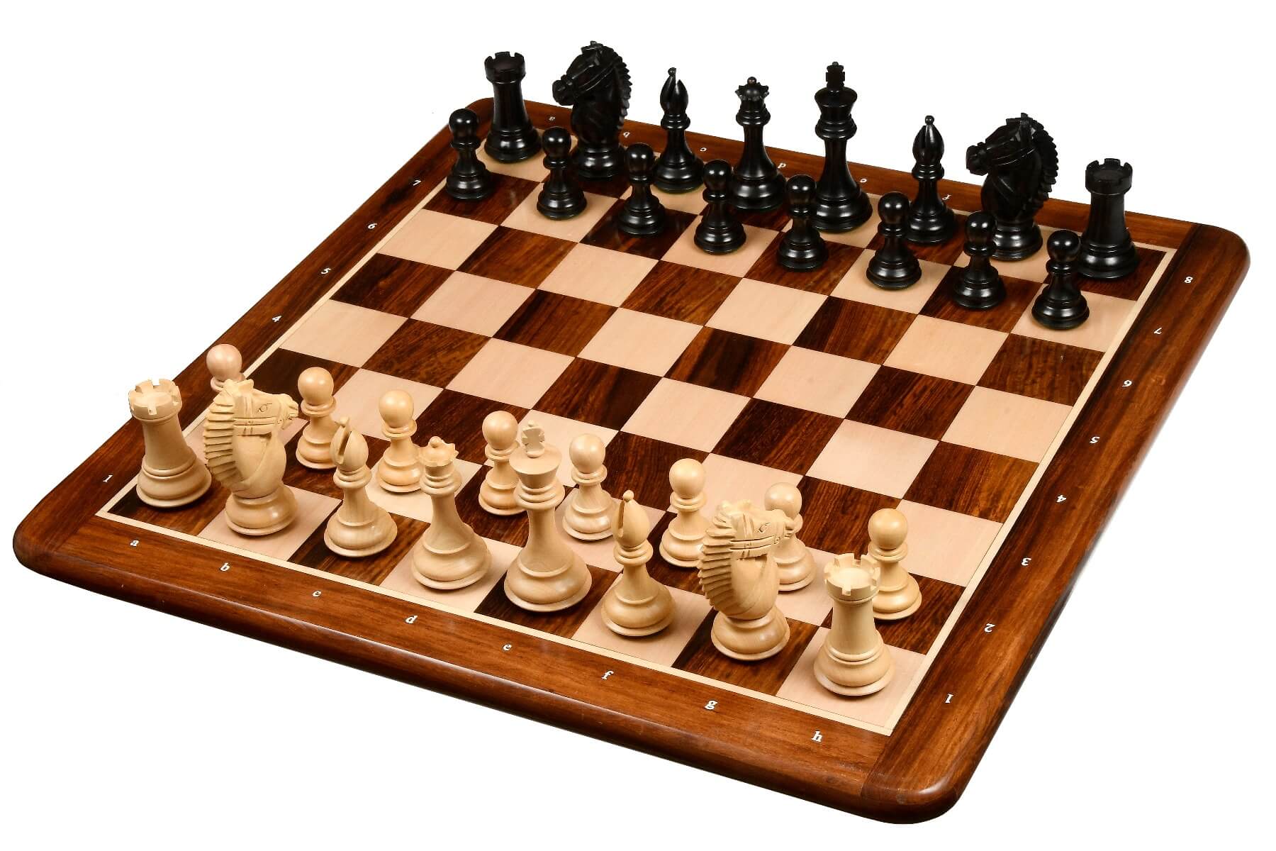Coffret d'échecs de luxe en cuir impression galuchat