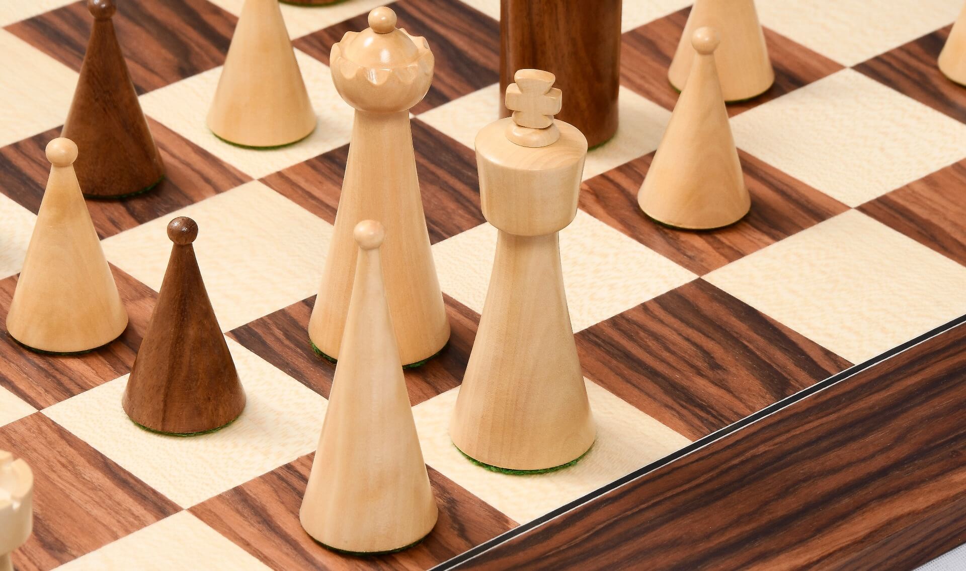 Jeu d'Echecs Décoratif Fou