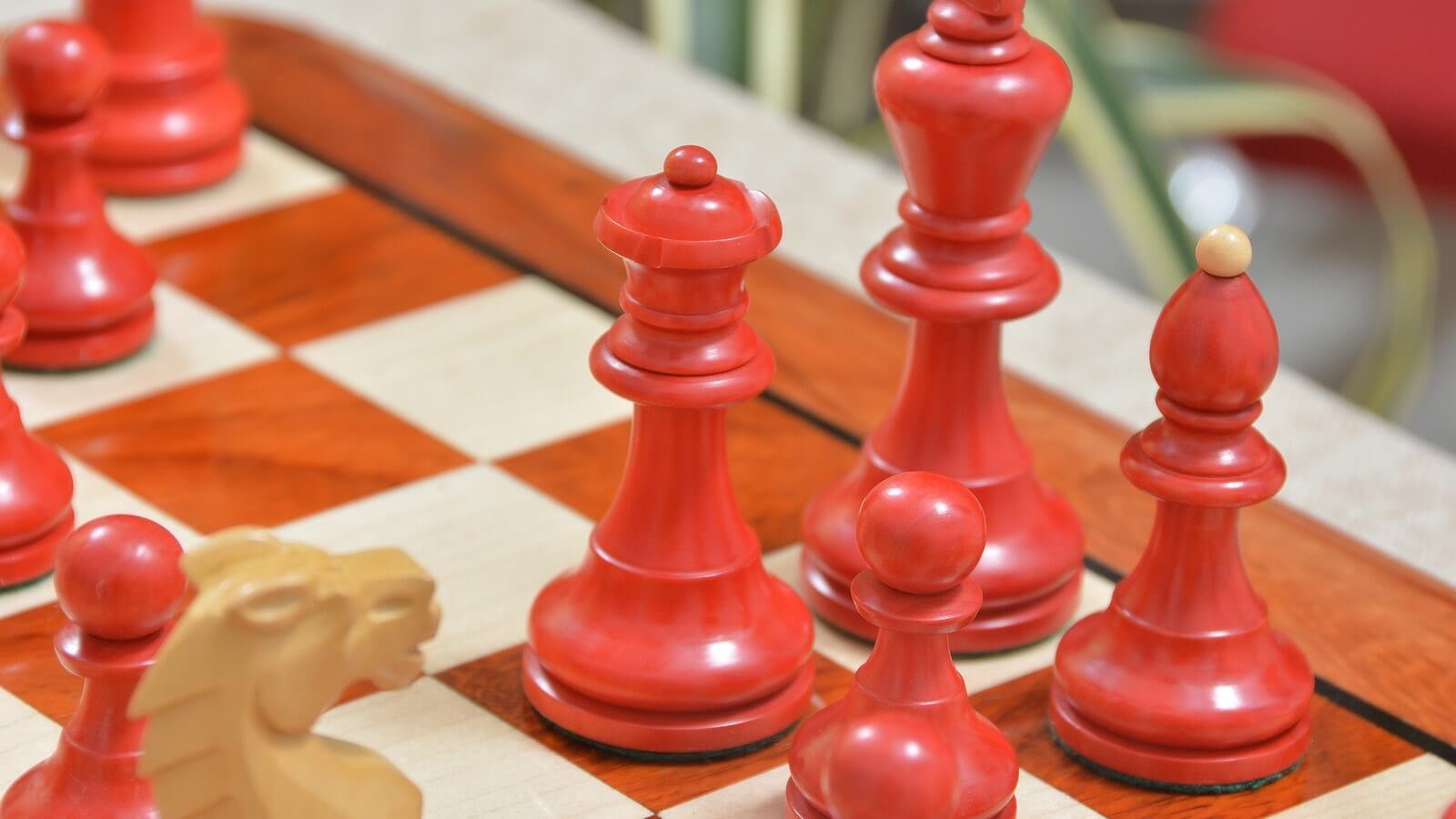 Jeu d'Echecs en Bois de Grande Taille Pions