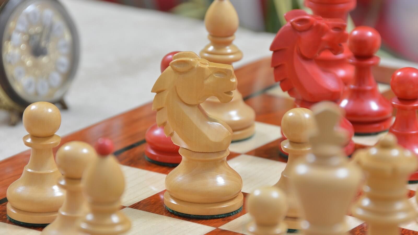 Jeu d'Echecs en Bois de Grande Taille Reine