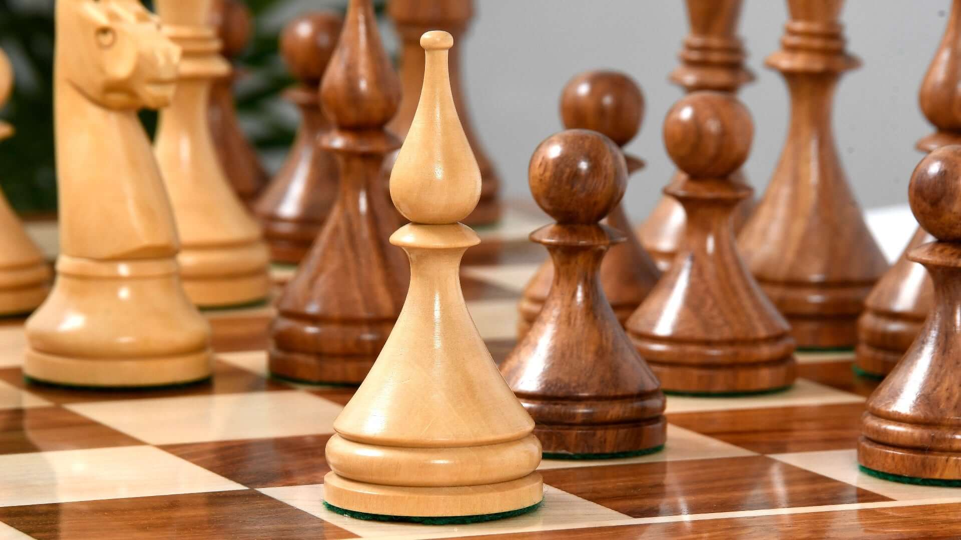 Jeu d'Echecs en Bois URSS Pions