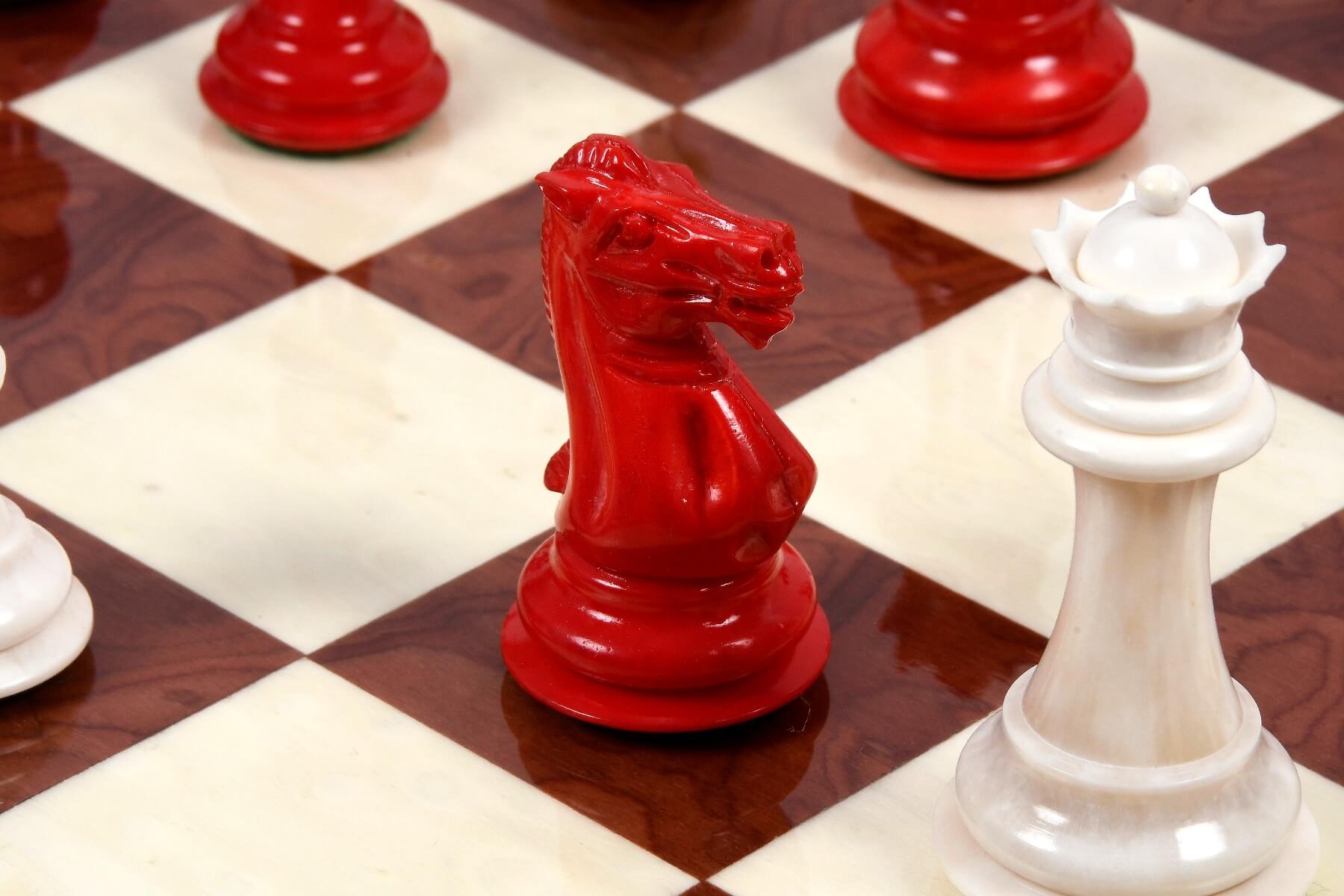 Jeu d'Échecs en Os Chevalier Blanc