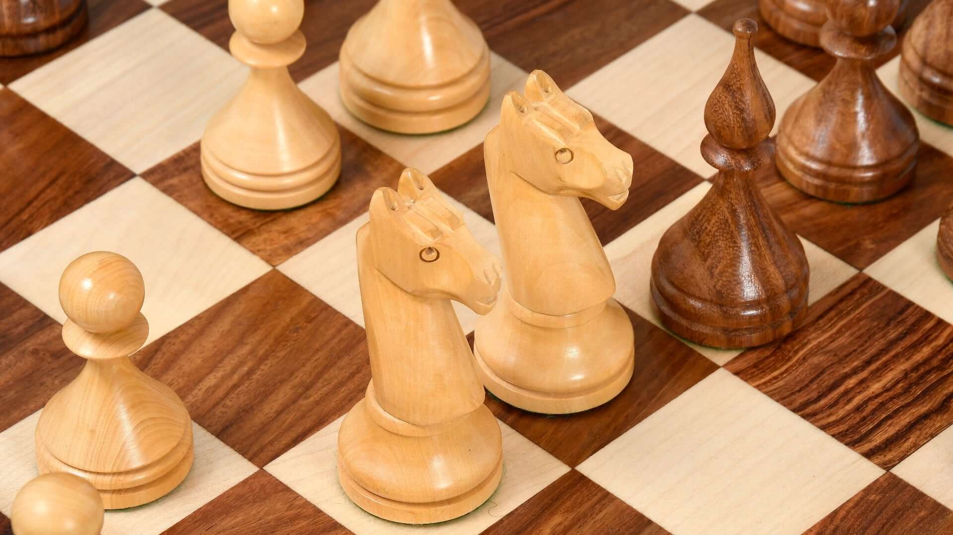 Jeu d'Echecs Indien Pions