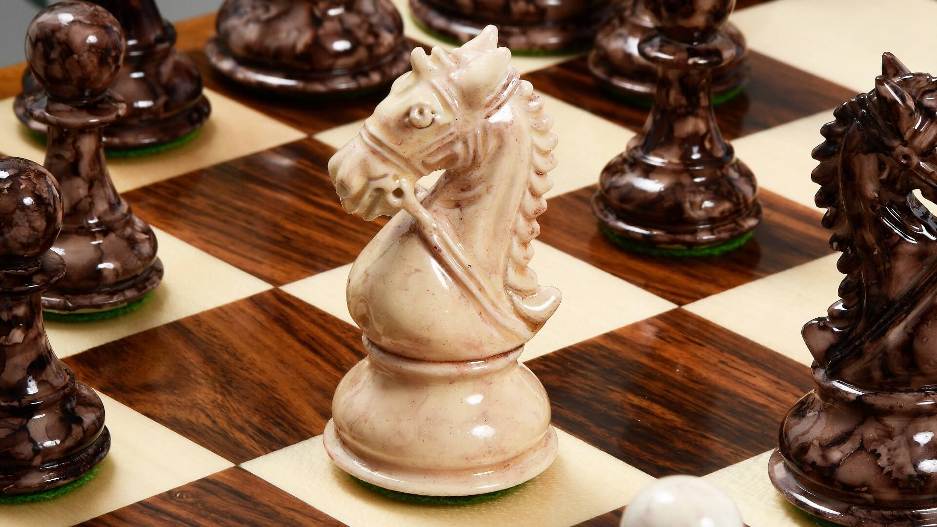 Jeu d'Echecs Marbre Reine