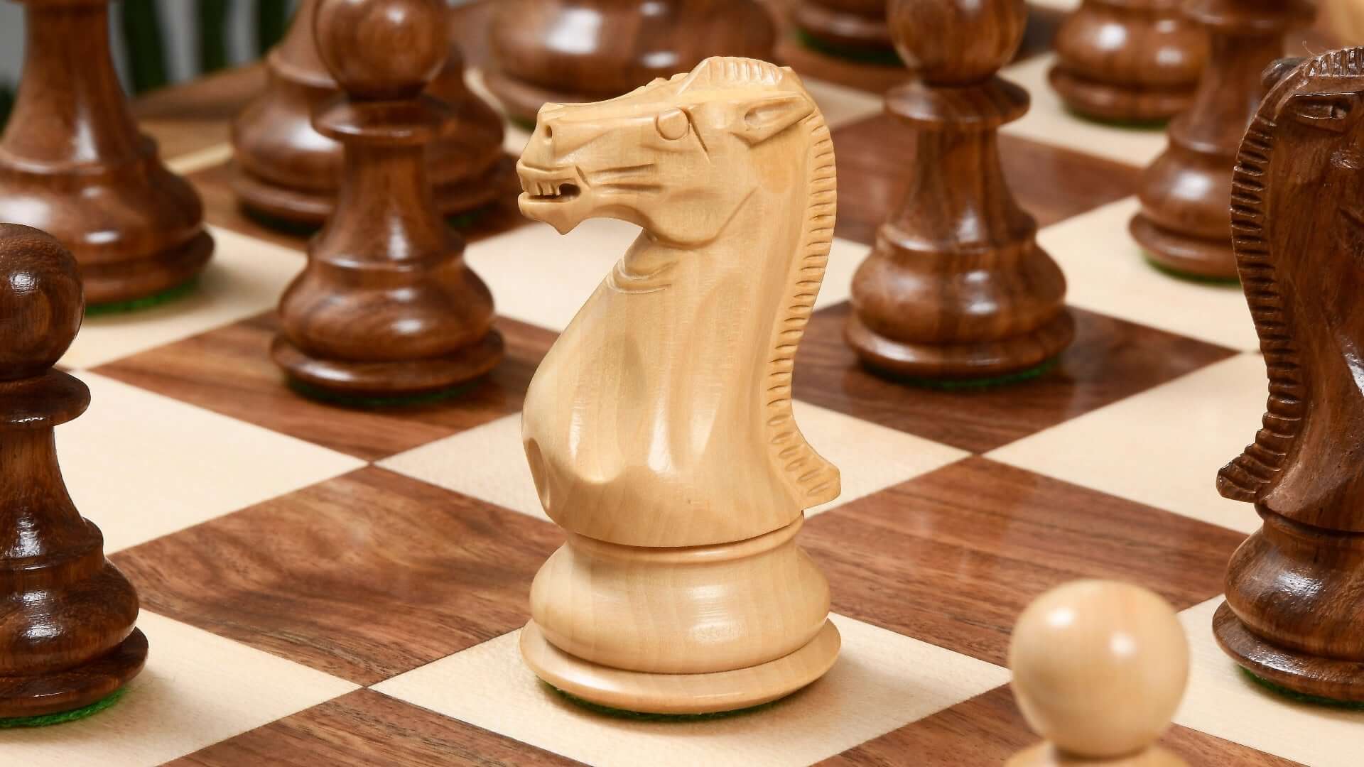 Jeu d'Echecs Or Cavalier