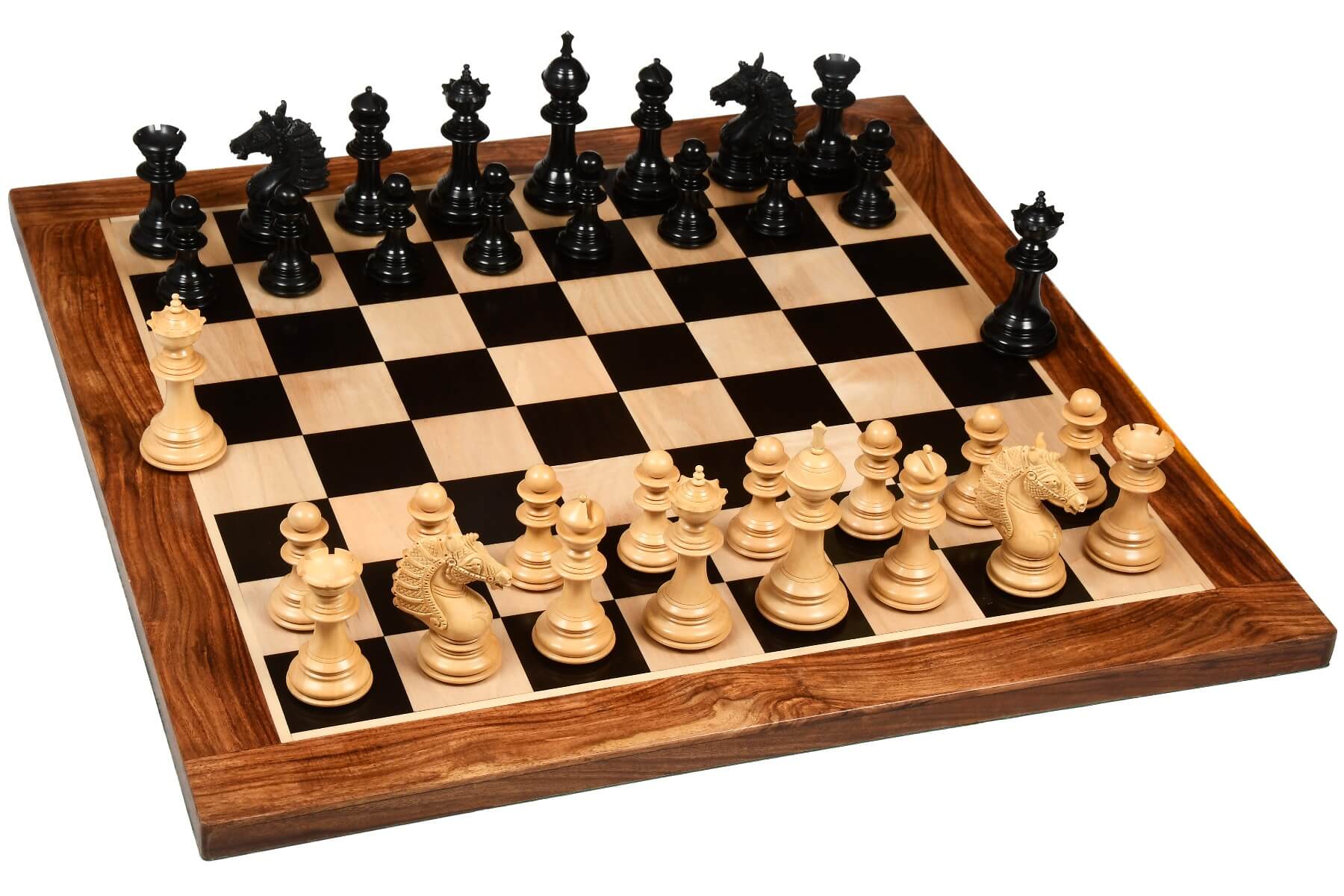 Jeu d'Échecs Personnalisé Fabrication Artisanale