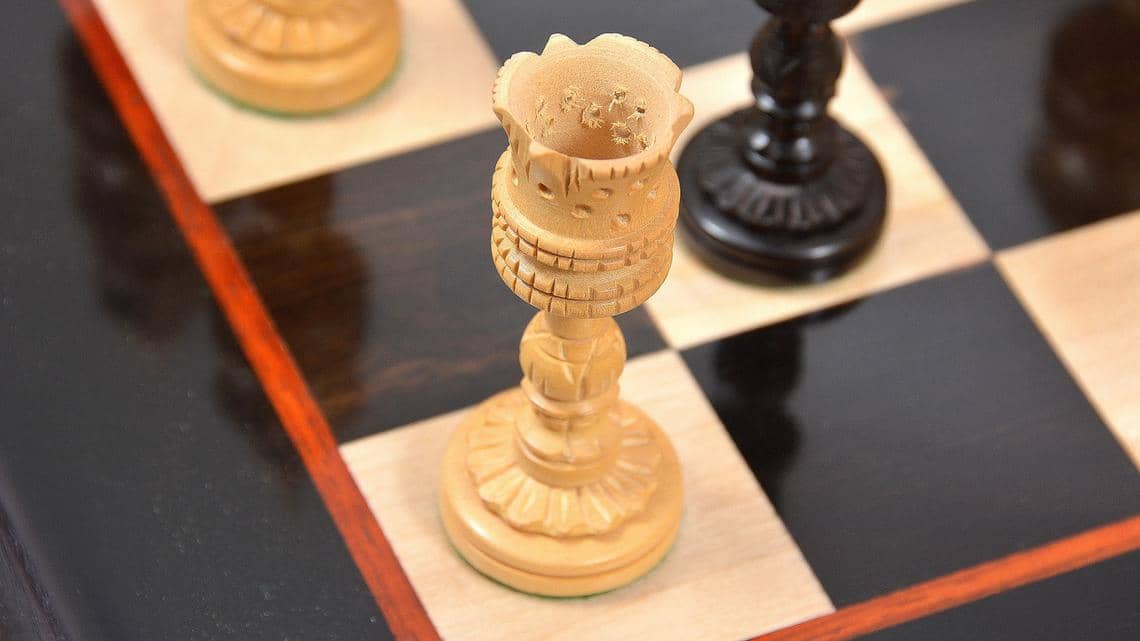 Jeu d'Echecs en Bois de Buis Artisanal Roi