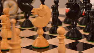 Jeu d'Echecs en Bois d'Ebène Poli Cavalier