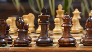 Jeu d'Echecs en Bois de Rose fait à la Main Bureau