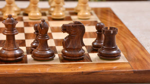 Jeu d'Echecs en Bois de Rose fait à la Main Roi