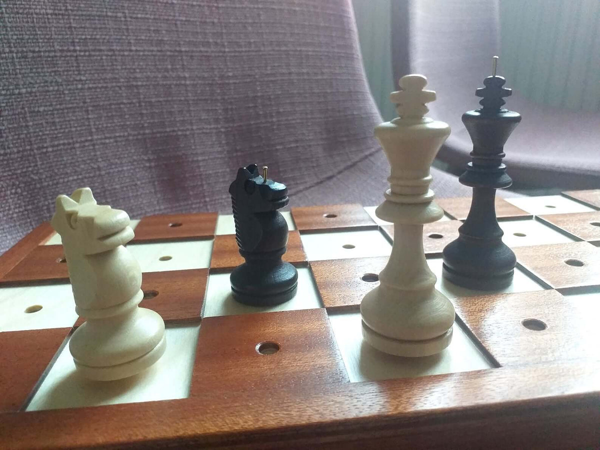 échiquier jeu échecs malvoyant metal
