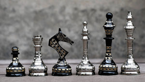 Pièces d'Échecs en Métal