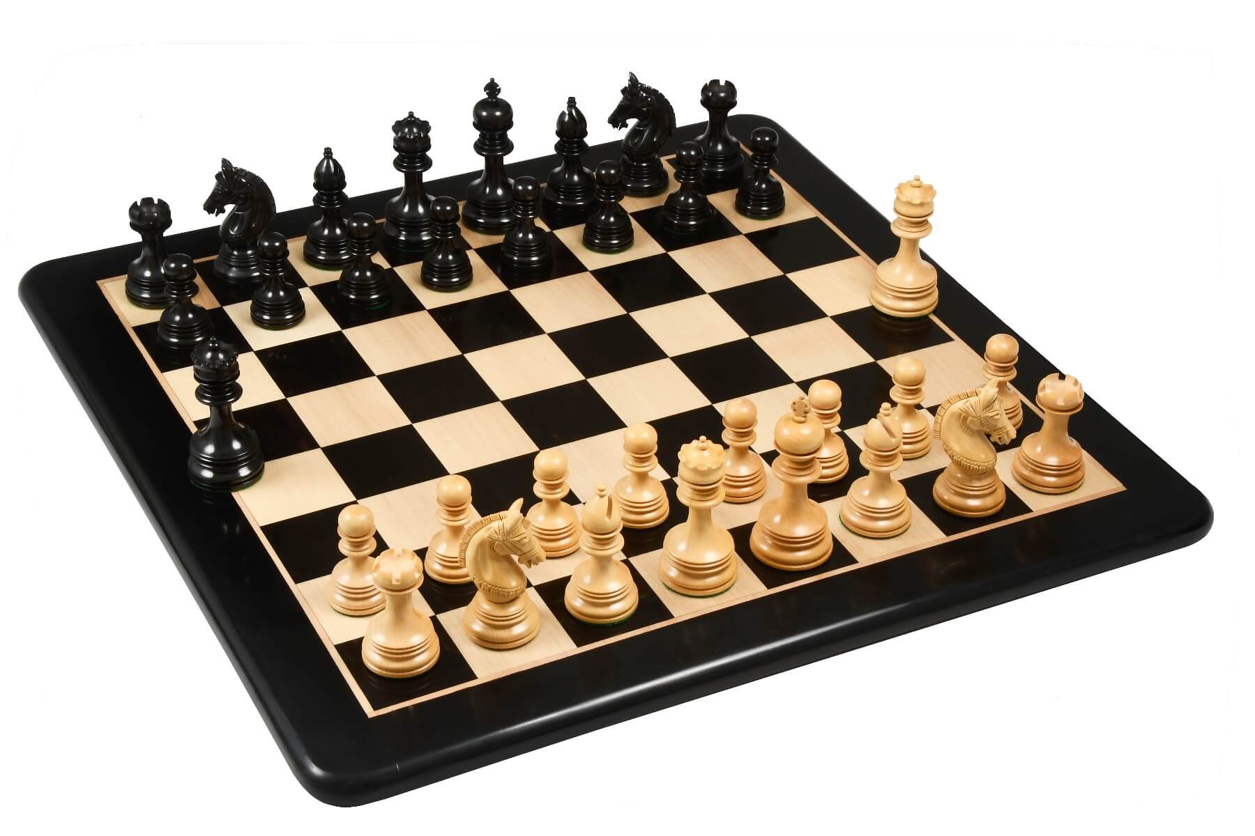 Jeu d'échecs français amélioré Lardy - Buis antique Jeu d'échecs français amélioré Lardy - Buis antique