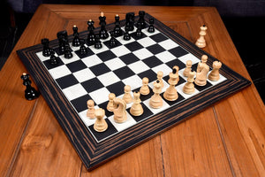 Pièces d'Échecs Royales<br> en Bois de Buis