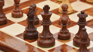 Pièces d'échecs en bois Fou