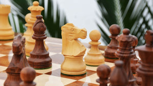 Pièces d'échecs en bois Cases