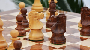 Pièces d'échecs en bois de Hêtre
