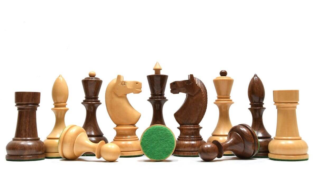 Pièces d'Échecs Décoratives Velours