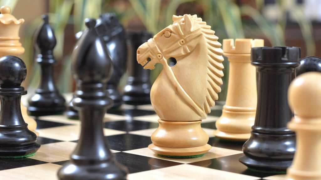 Pièces d'Échecs Originales Echiquier