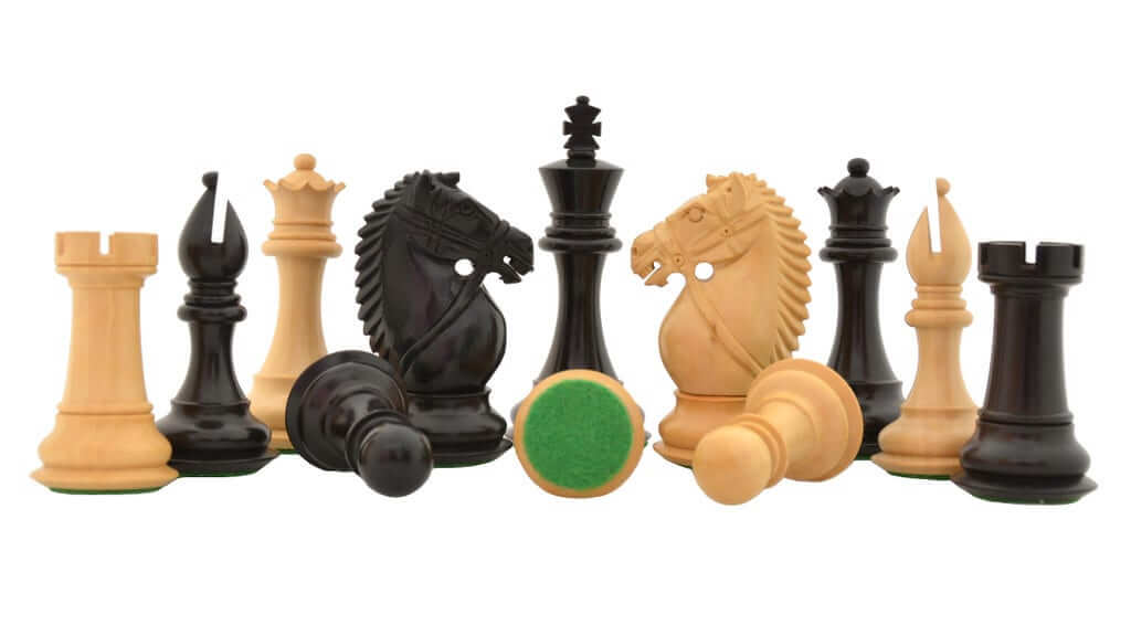 Pièces d'Échecs Originales en Velours