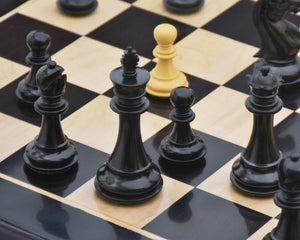 Pièces d'Echecs Vintage Roi
