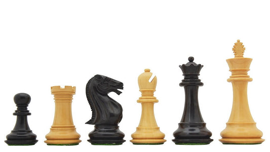 Pièces d'Echecs Vintage 