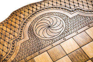 Plateau de Backgammon avec Cerf et Serrure
