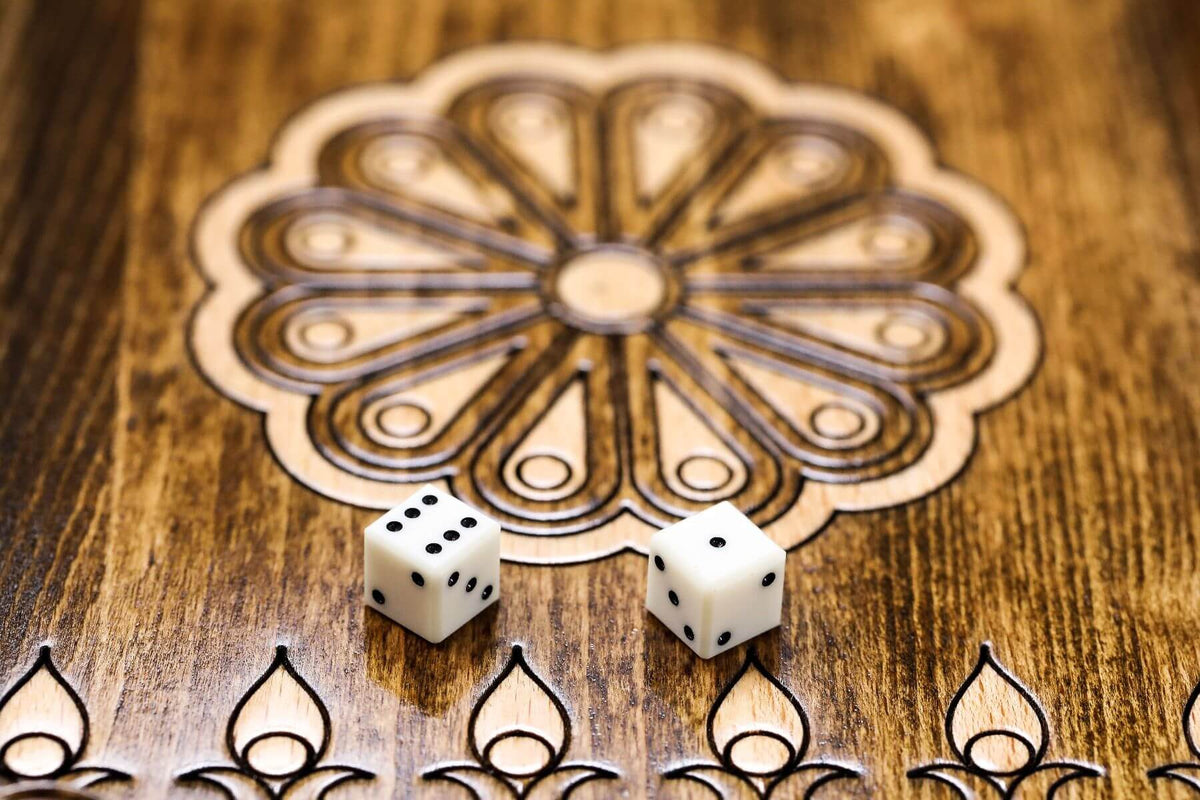 Plateau de Backgammon Lion Oriental Dés