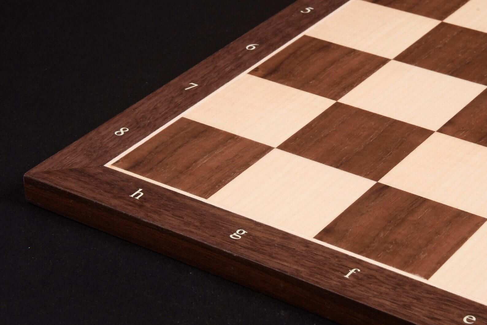 Plateau d'Échecs <br>en Bois