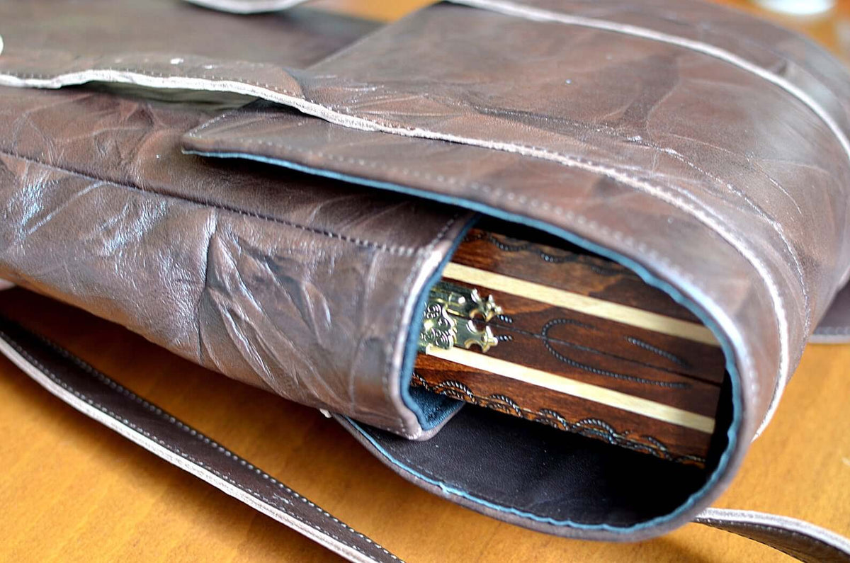 sac à dos echiquier serrures